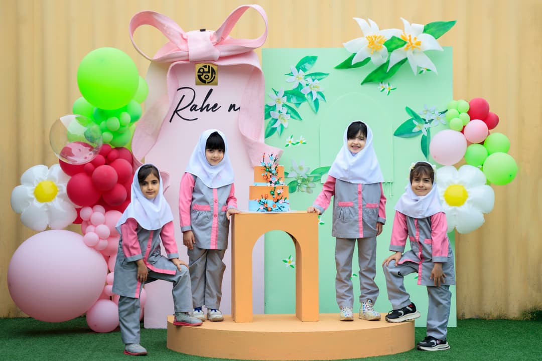 تولد دختران بهاری